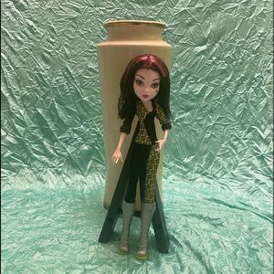Monster high doll Draculaura